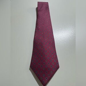 Geoffrey Beene Burgundy and Blue Diamond Tie